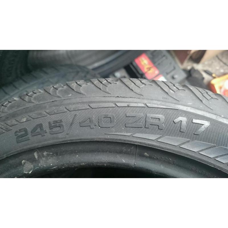 Tyres 245 /40/17