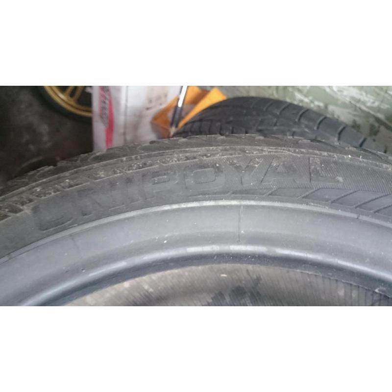 Tyres 245 /40/17